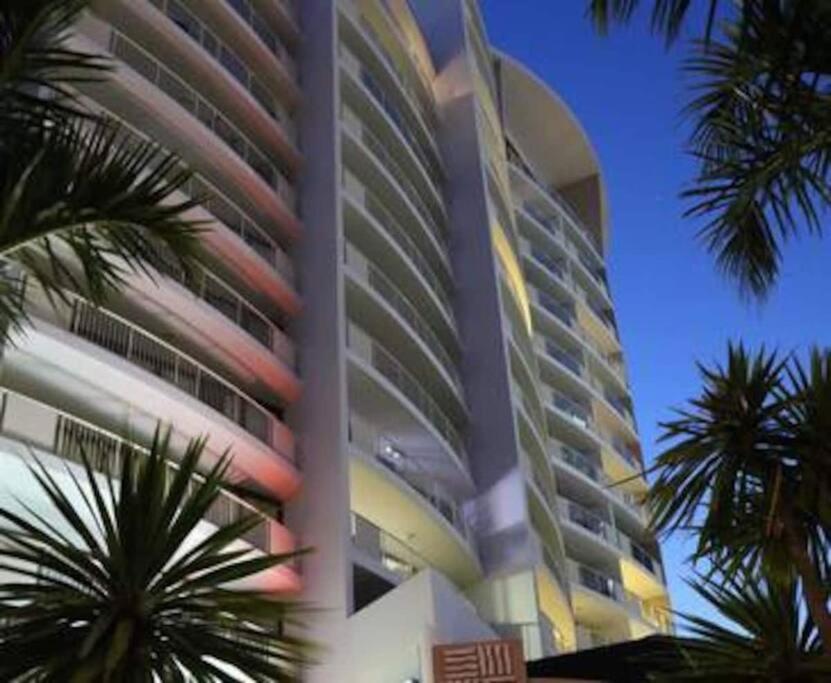 Private Sky Terrace Classic Penthouse 2 Car Parks Apartment Gold Coast Exterior photo